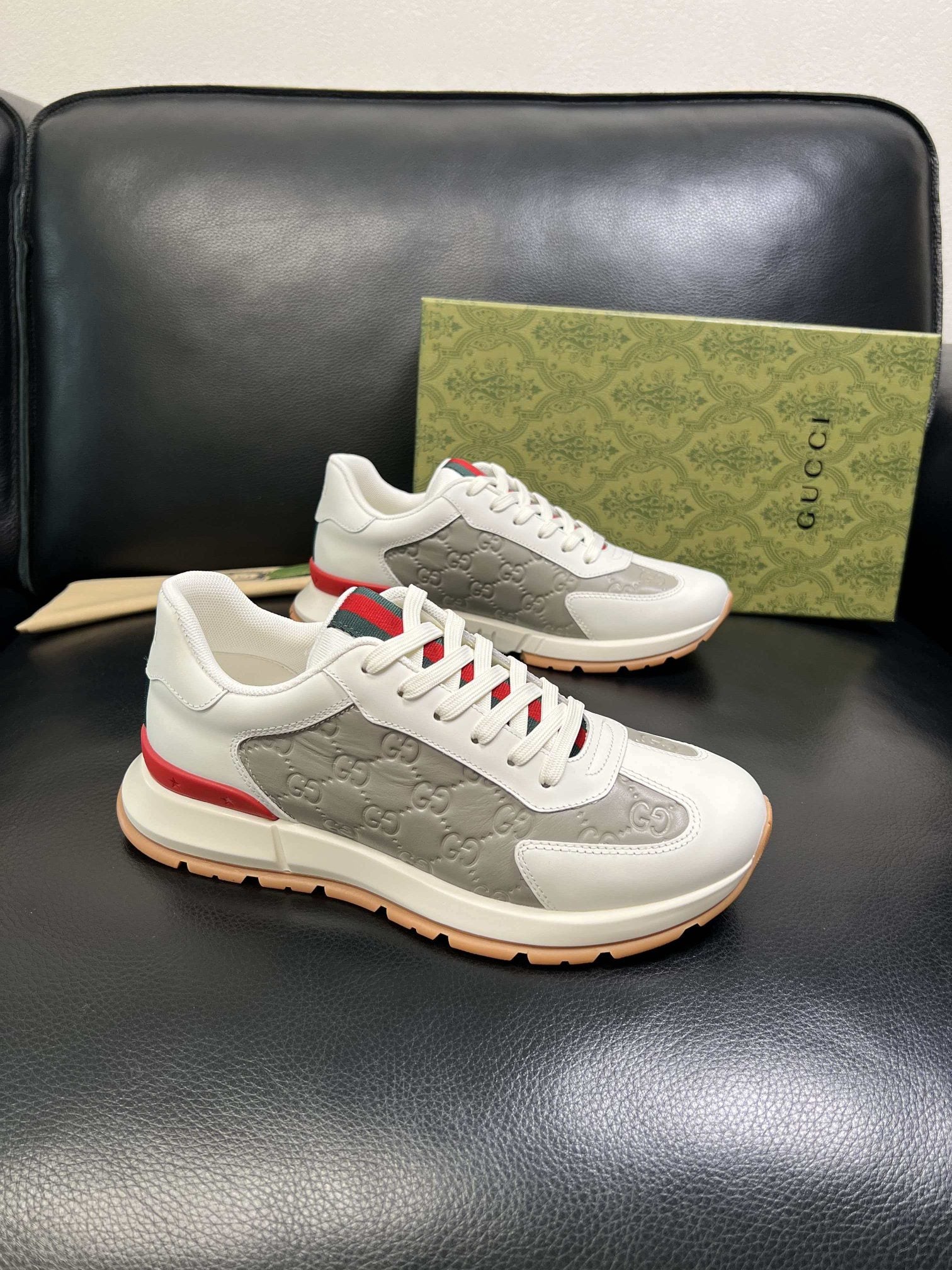 Fashionable Casual Sports Shoes 0726032002