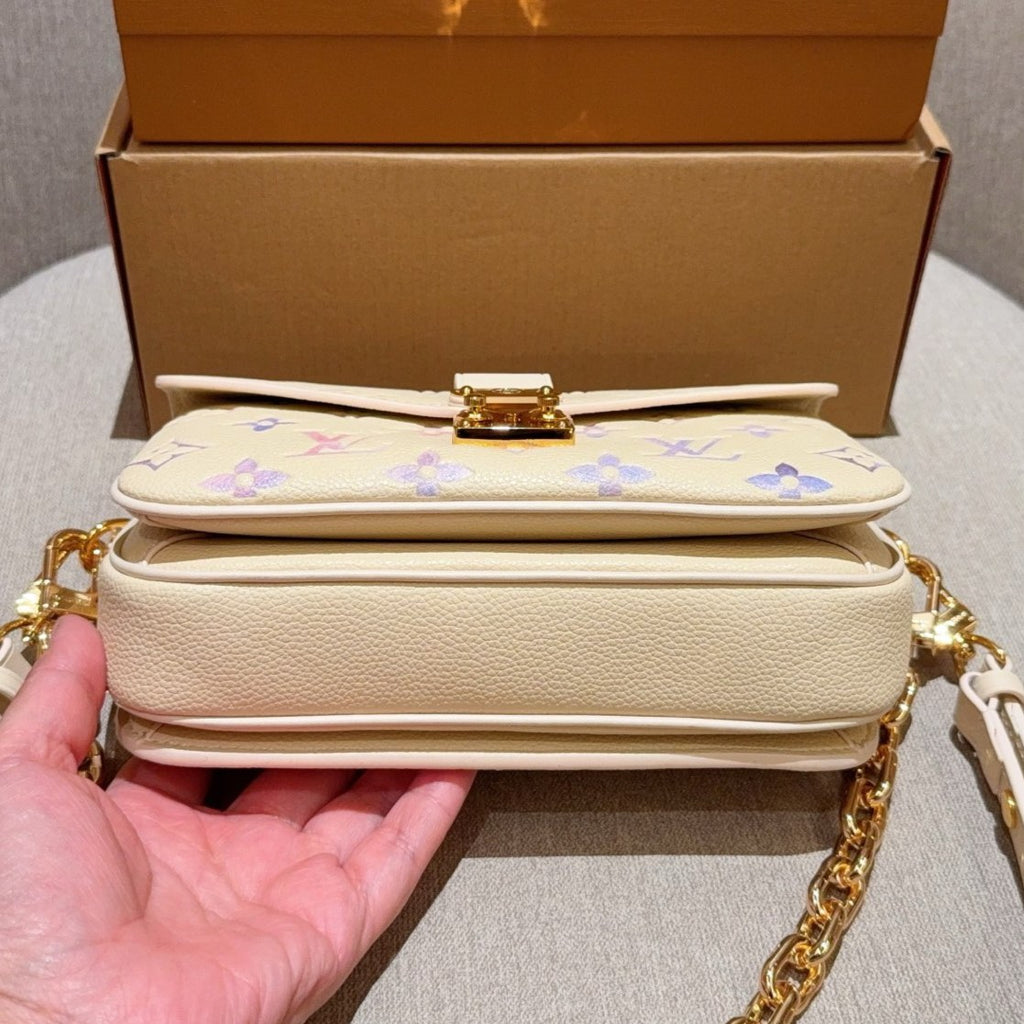 New Fashion  L Messenger bag M1026072805