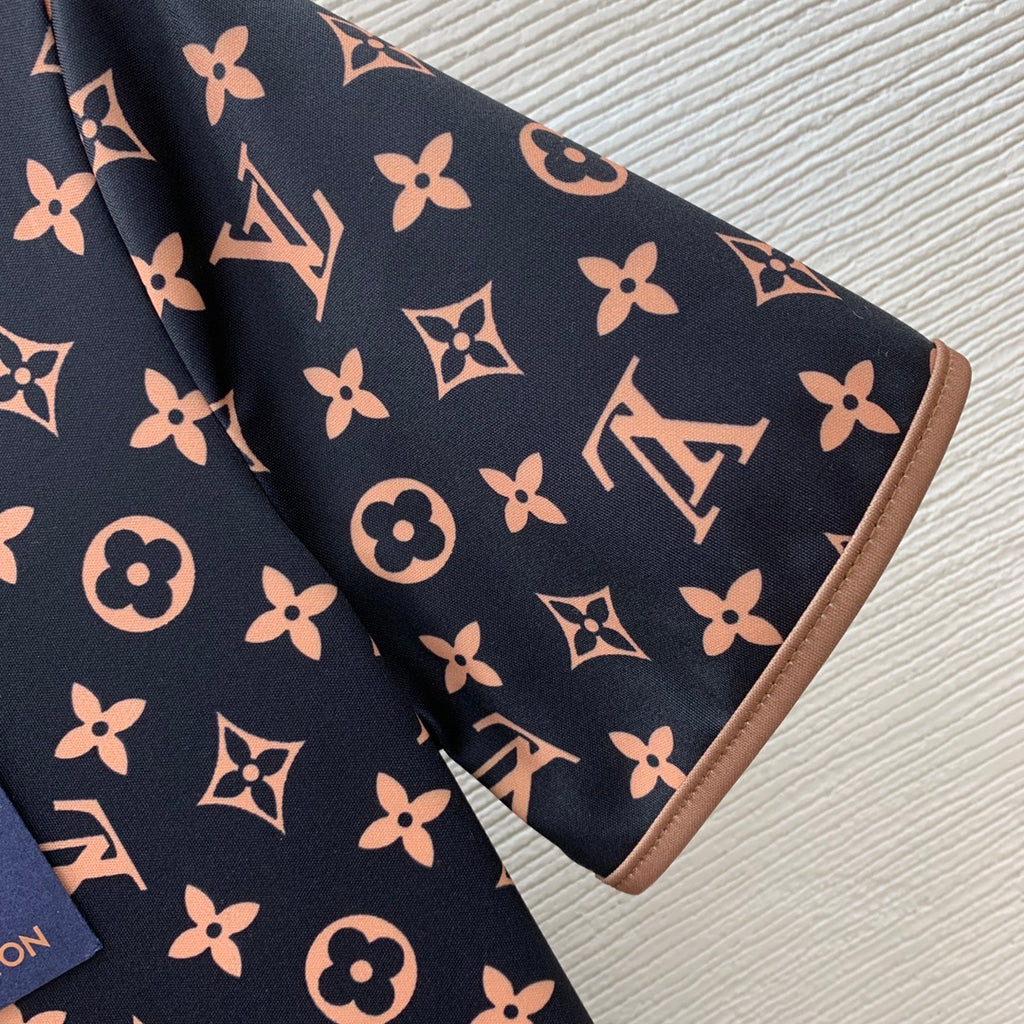 V all over presbyopia letter logo printed slim fit dress 0724052302