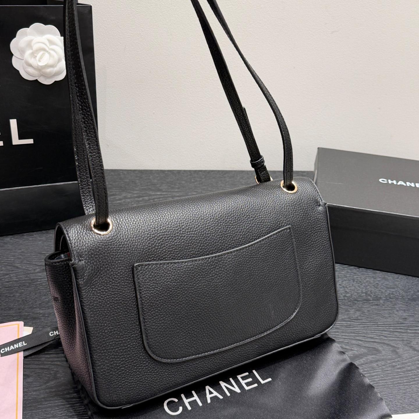26SS New Women's Underarm Flap Bag 0726031010