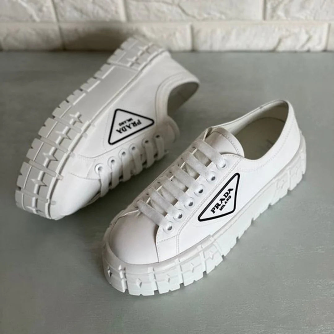 New fashionable and versatile thick-soled sneakers 1024013001