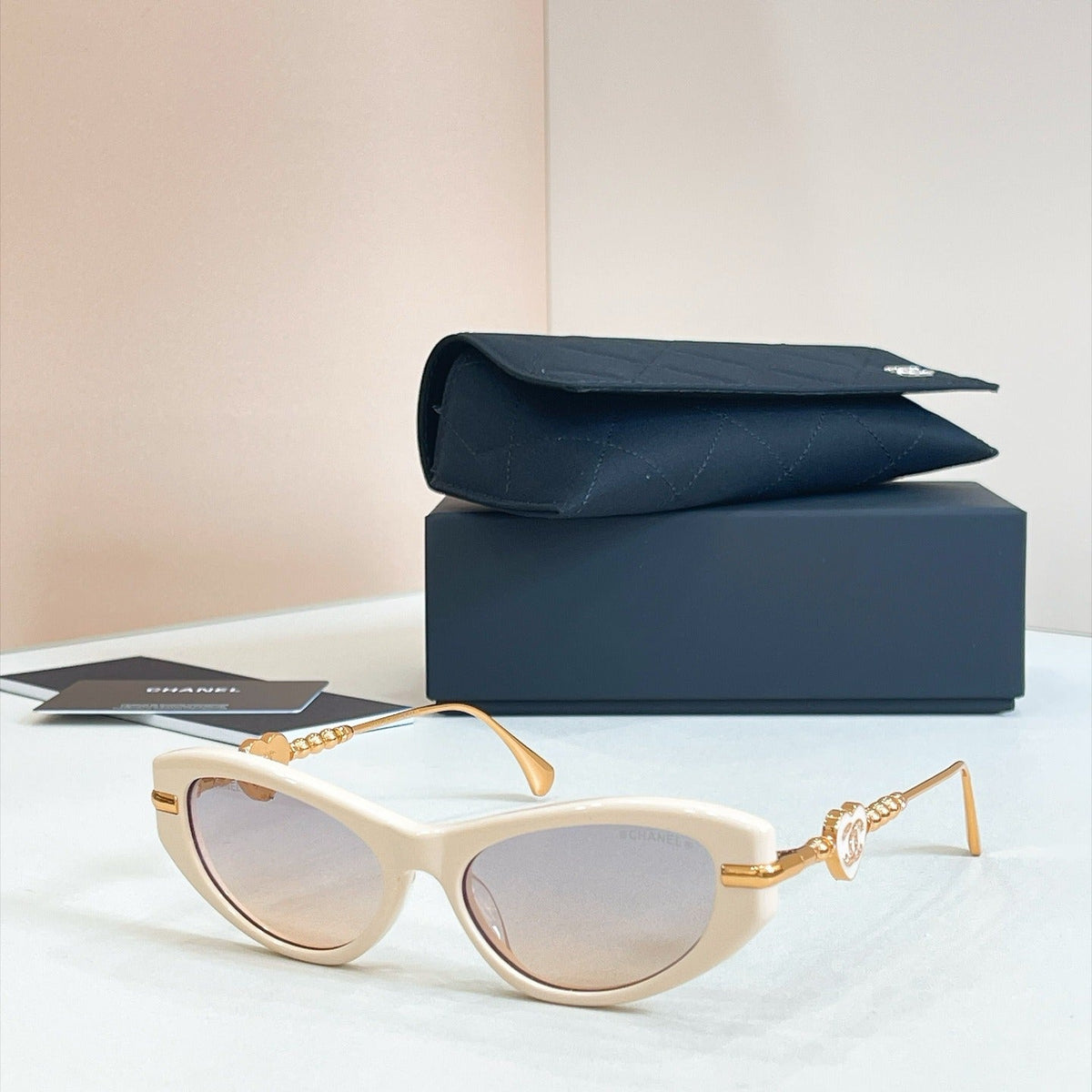 New Cat Eye CC Heart Sunglasses XC1312102606