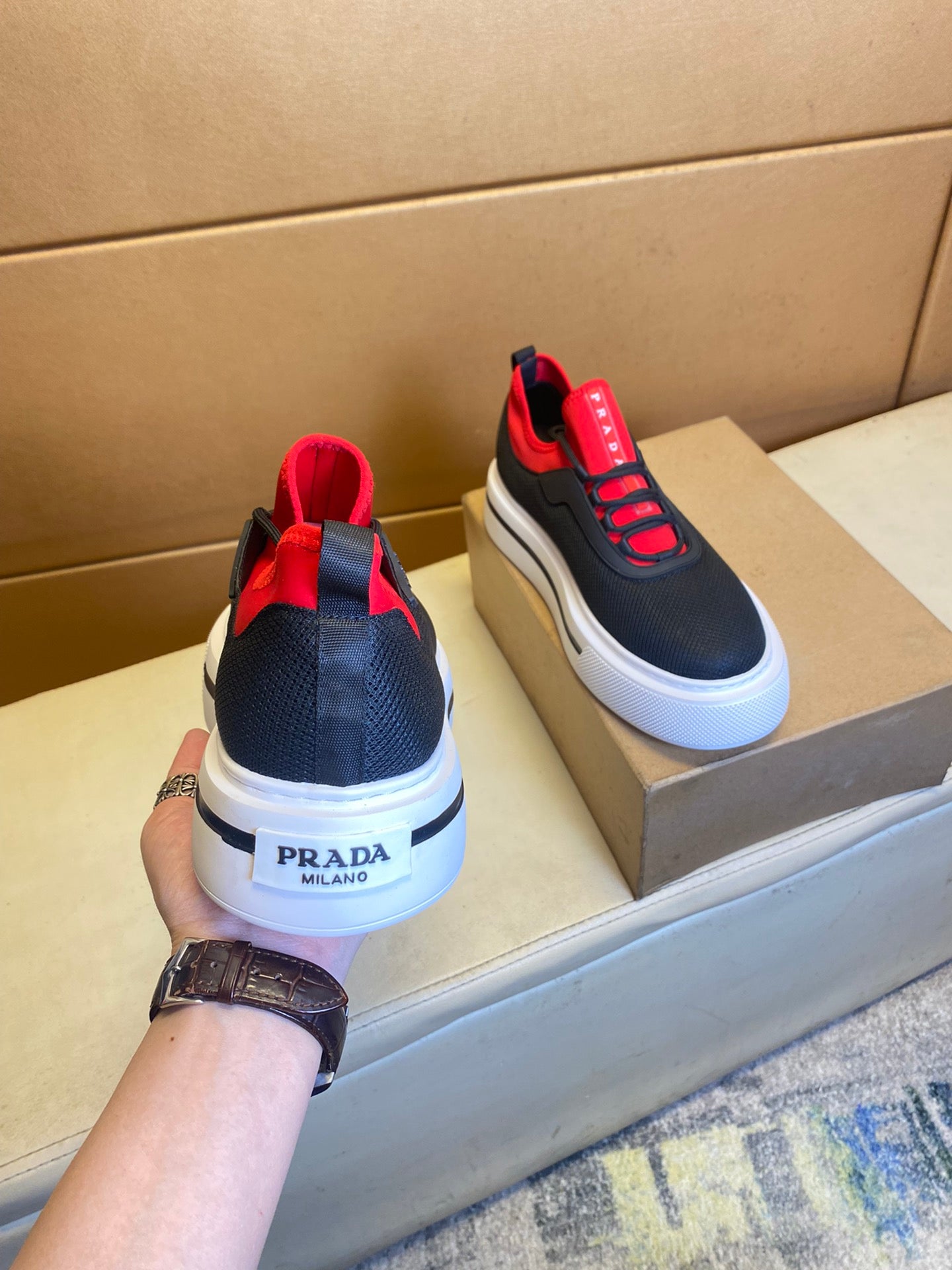 P Fashion Flying Knit Upper Thick-soled Casual Shoes 0724111110