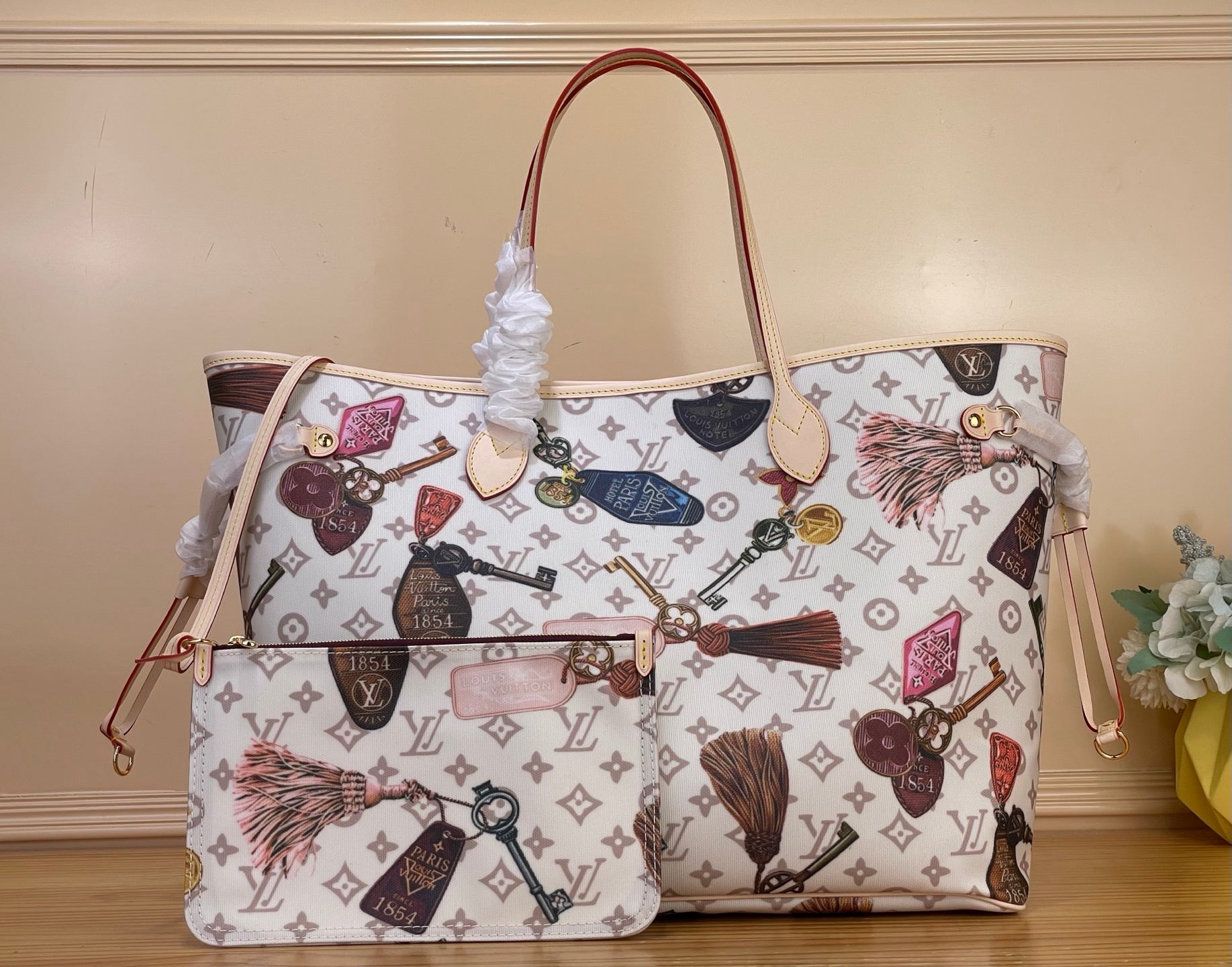 L & V Stylish Cowhide Key HandBag M0726052001