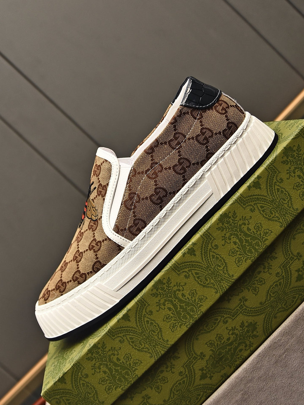 fashion breathable printed slip-on shoes 0725040703