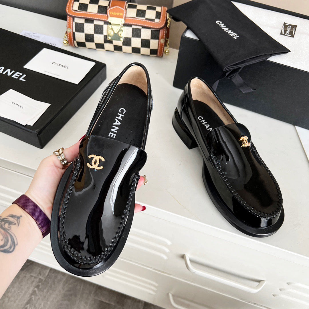 luxury fashion patent leather loafers 0725012001