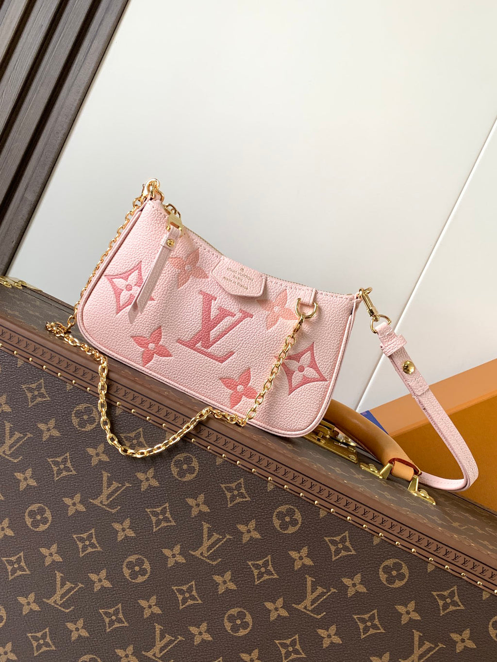 L & V fashion Cowhide leather hand bag M0726052008