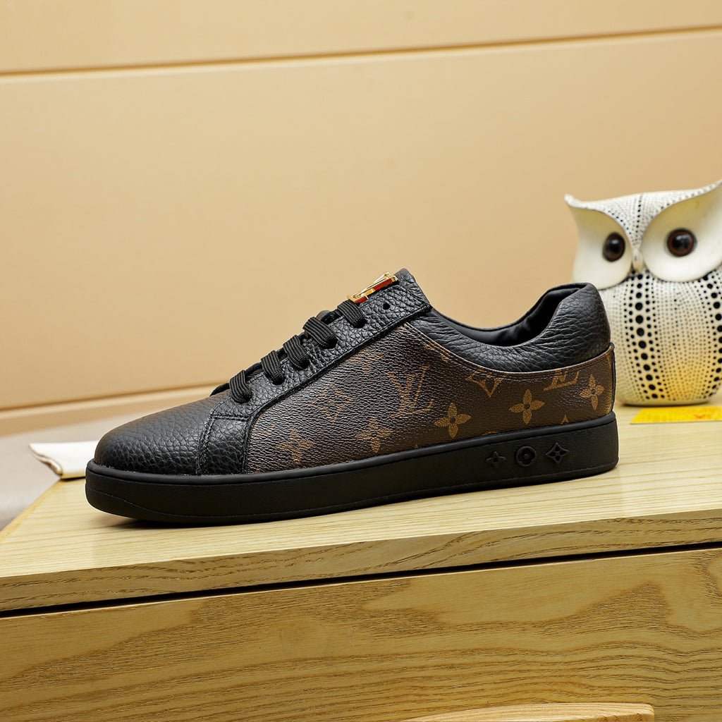 L classic monogram leather flat sneakers 0724122410