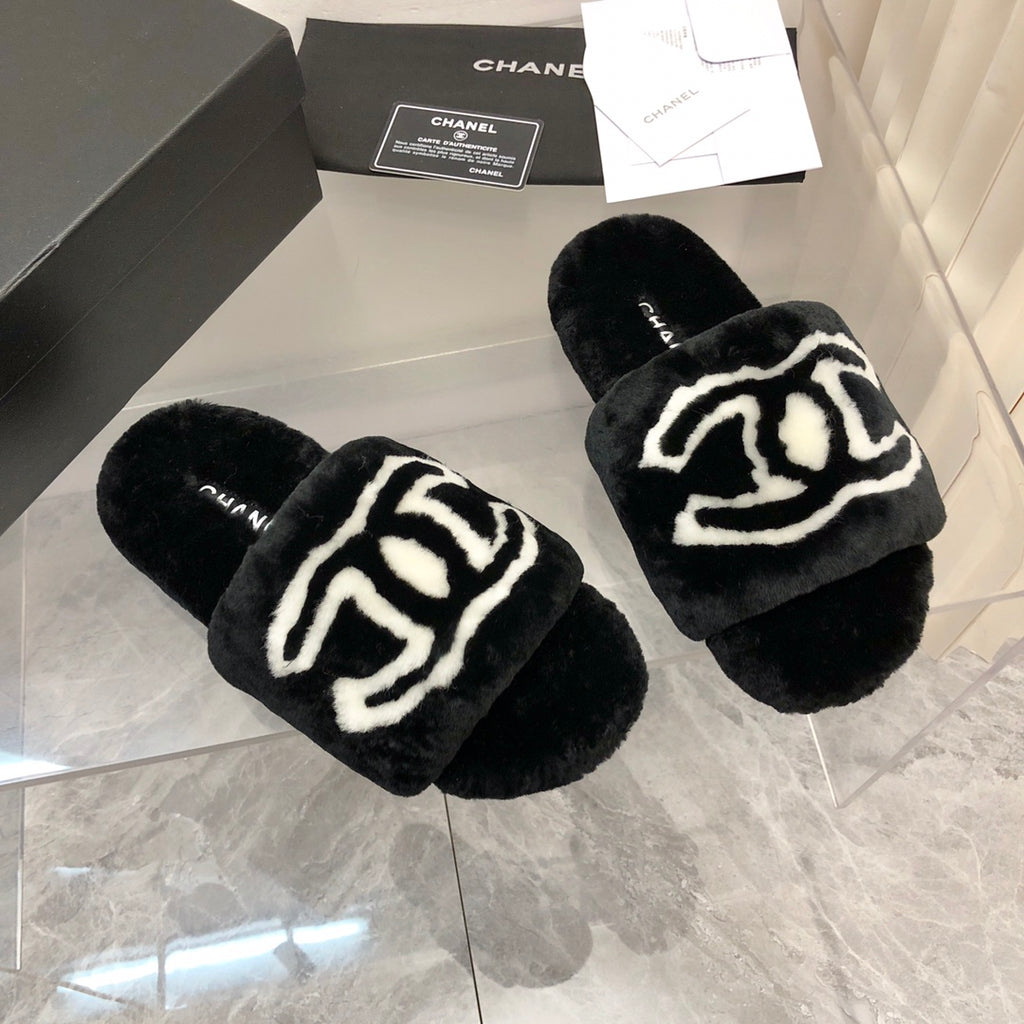 Fashion Plush Slippers 0725021303