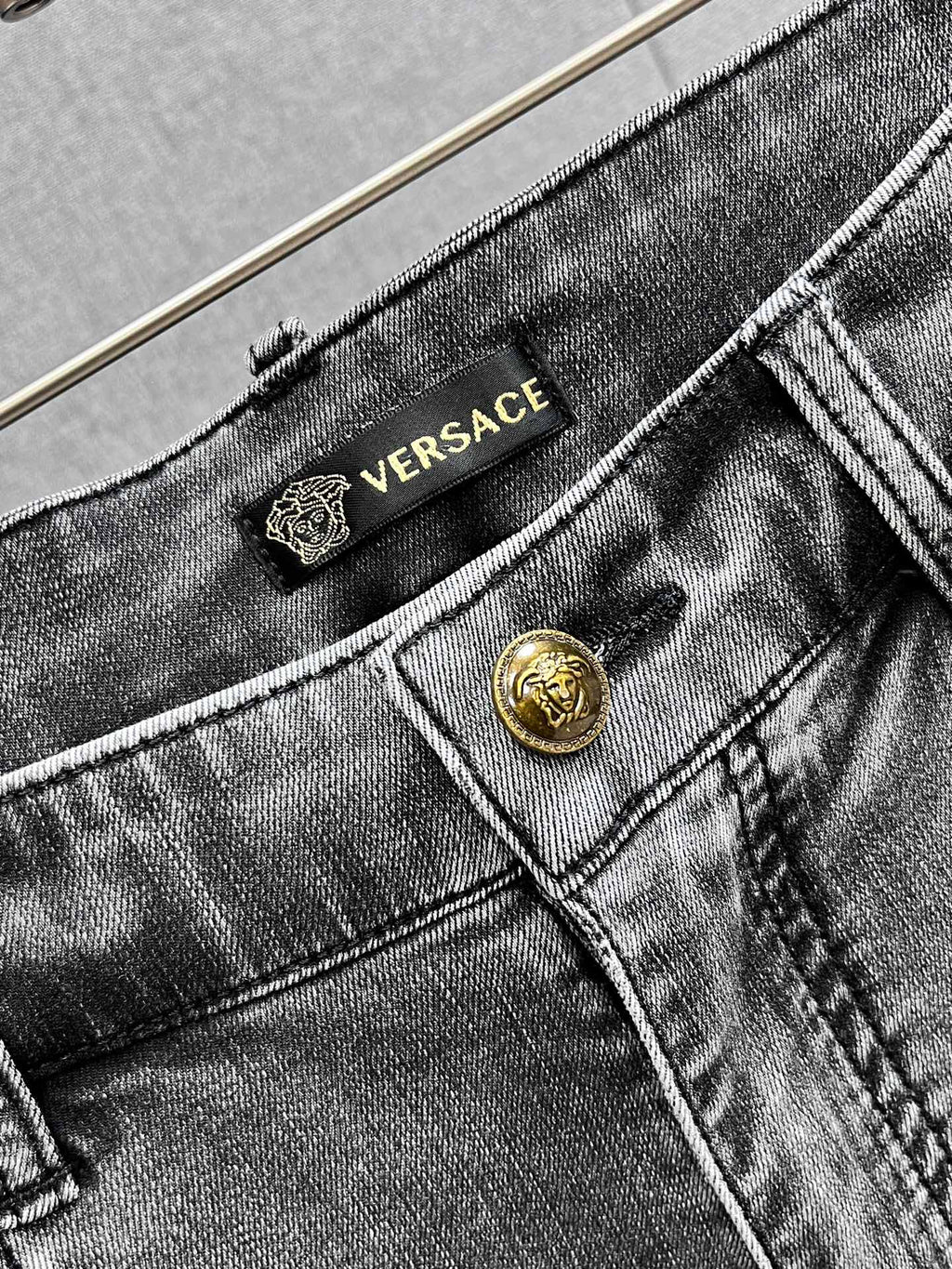 New Stylish Casual Denim Shorts 0726060305