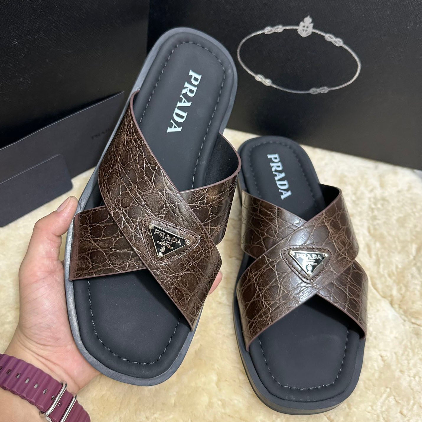 Pr Men's Crocodile Leather Slippers 0726042102