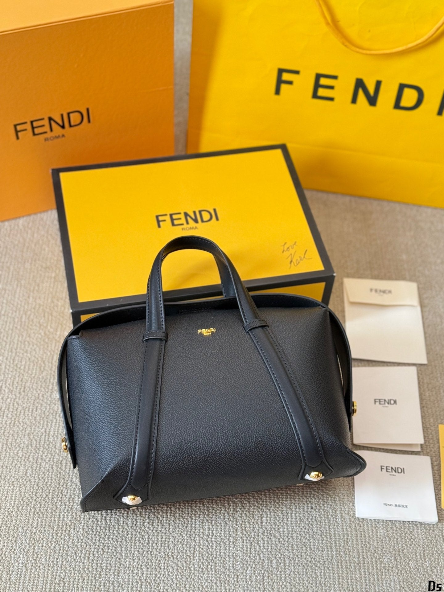 classic simple fashion handbag 0724122405