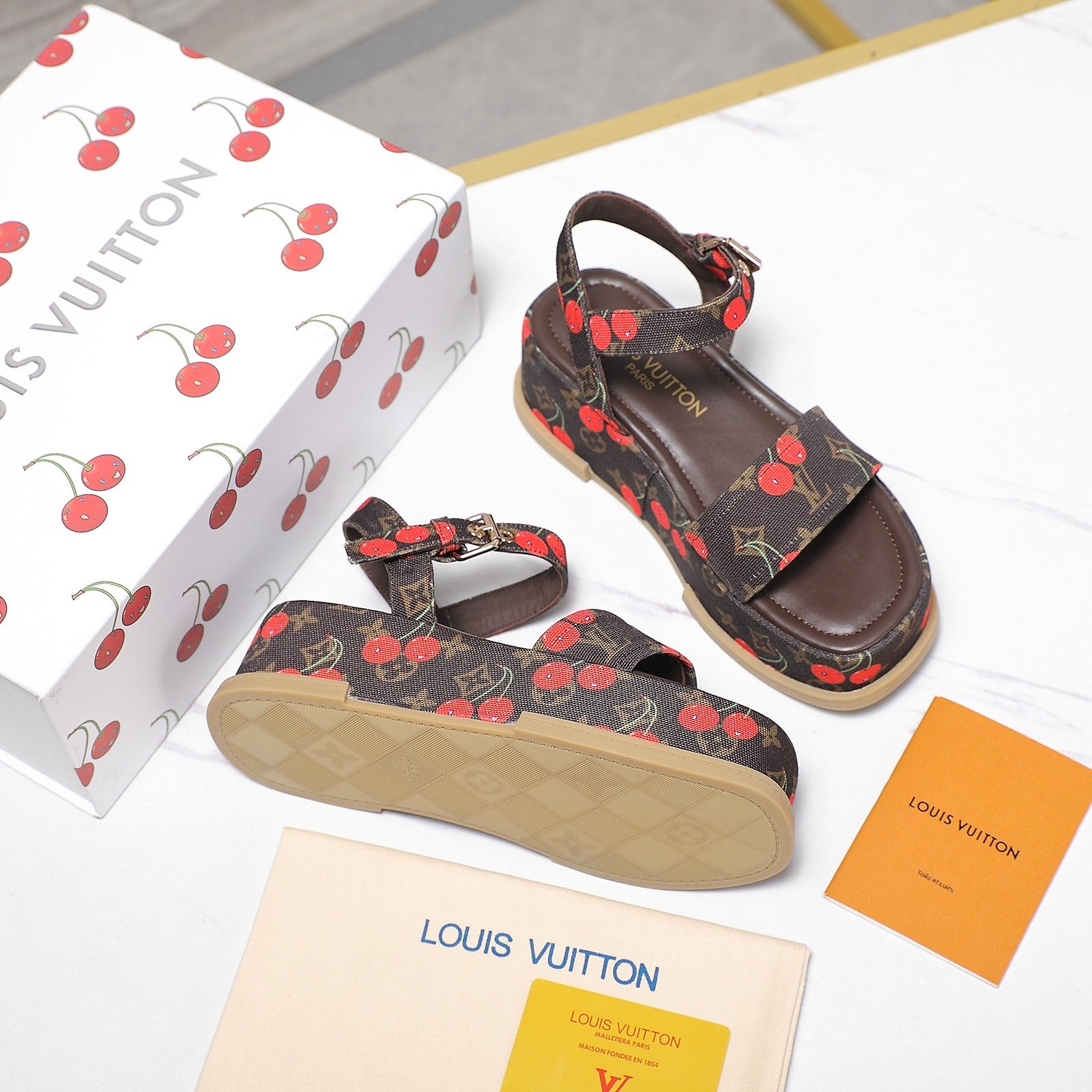L fashion new cherry thick-soled sandals 0725072106