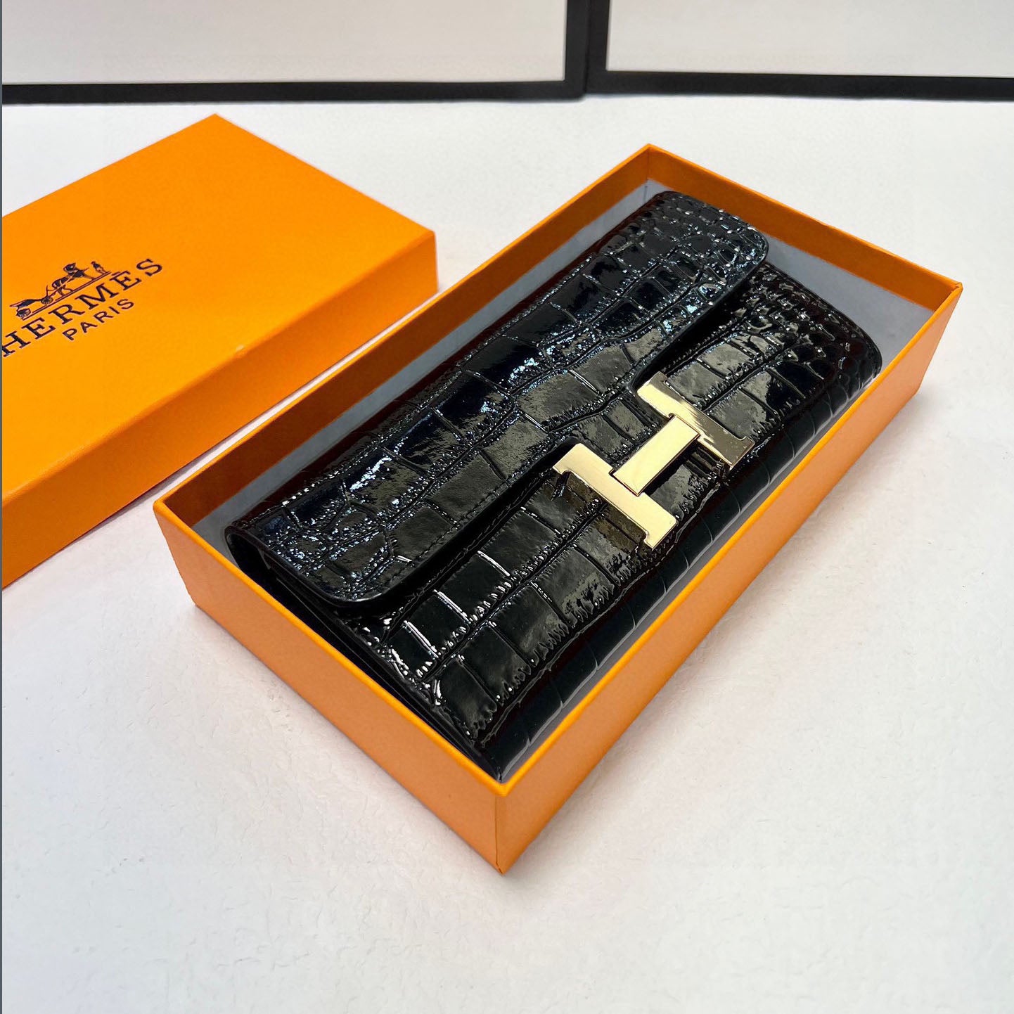 H crocodile calfskin wallet XC24100901