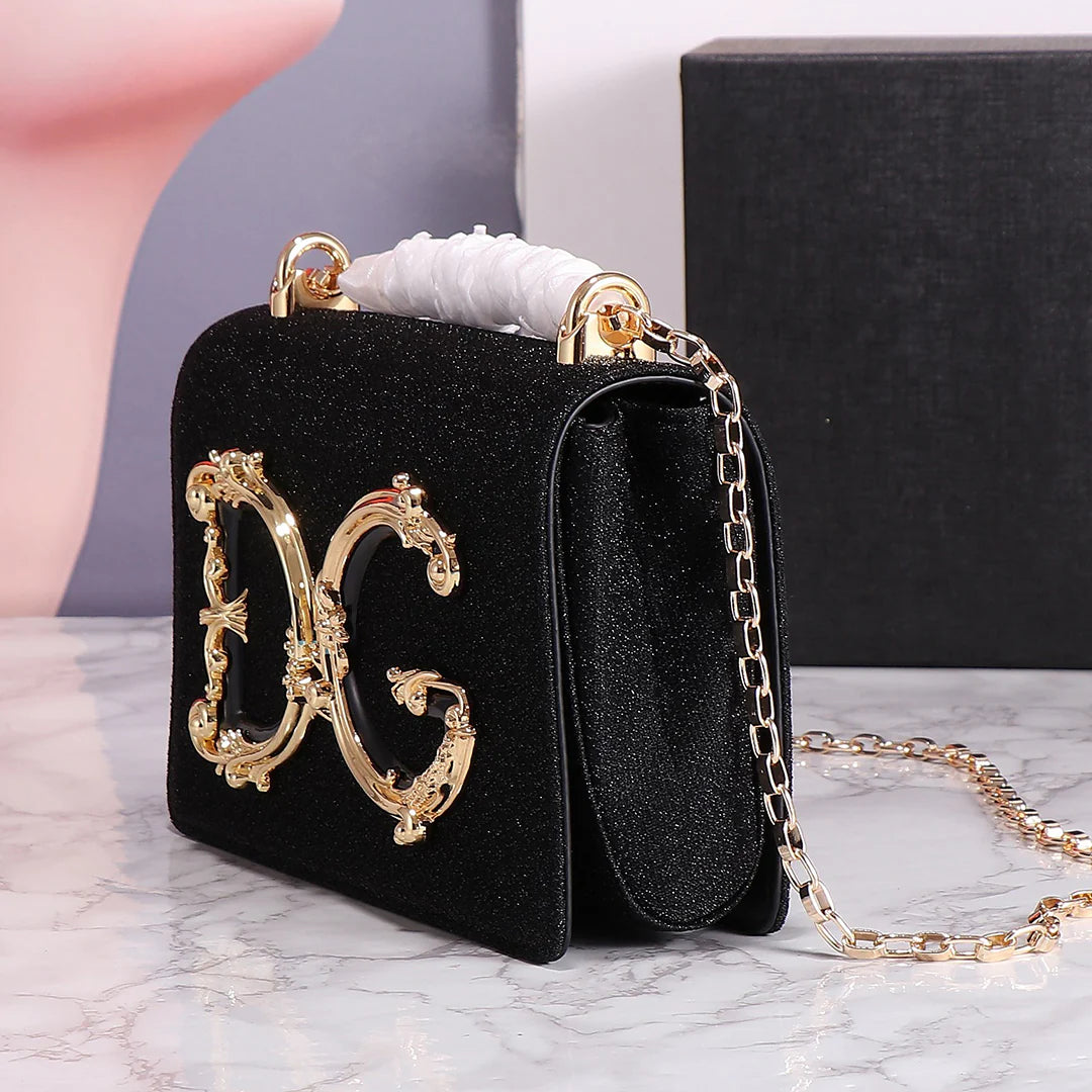 Luxury and versatile high-quality crossbody bag 1024070302