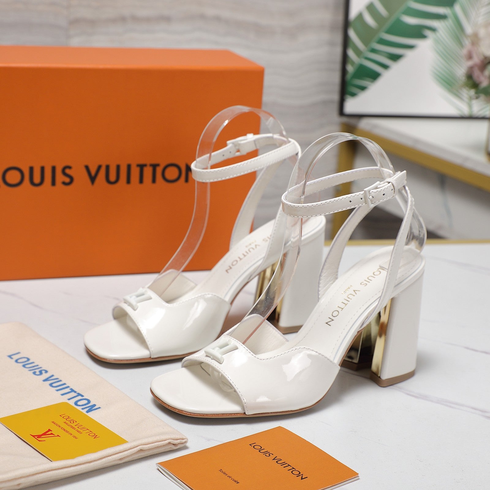 L 25ss new high-heeled sandals 0725102305