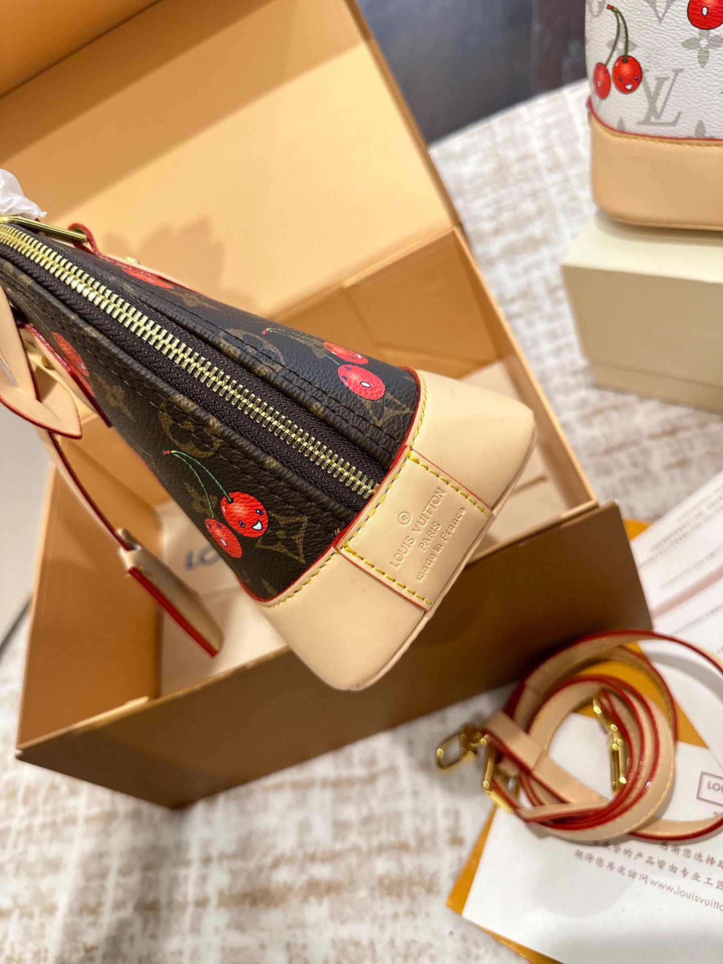 L fashion cherry shell bag 0725071804