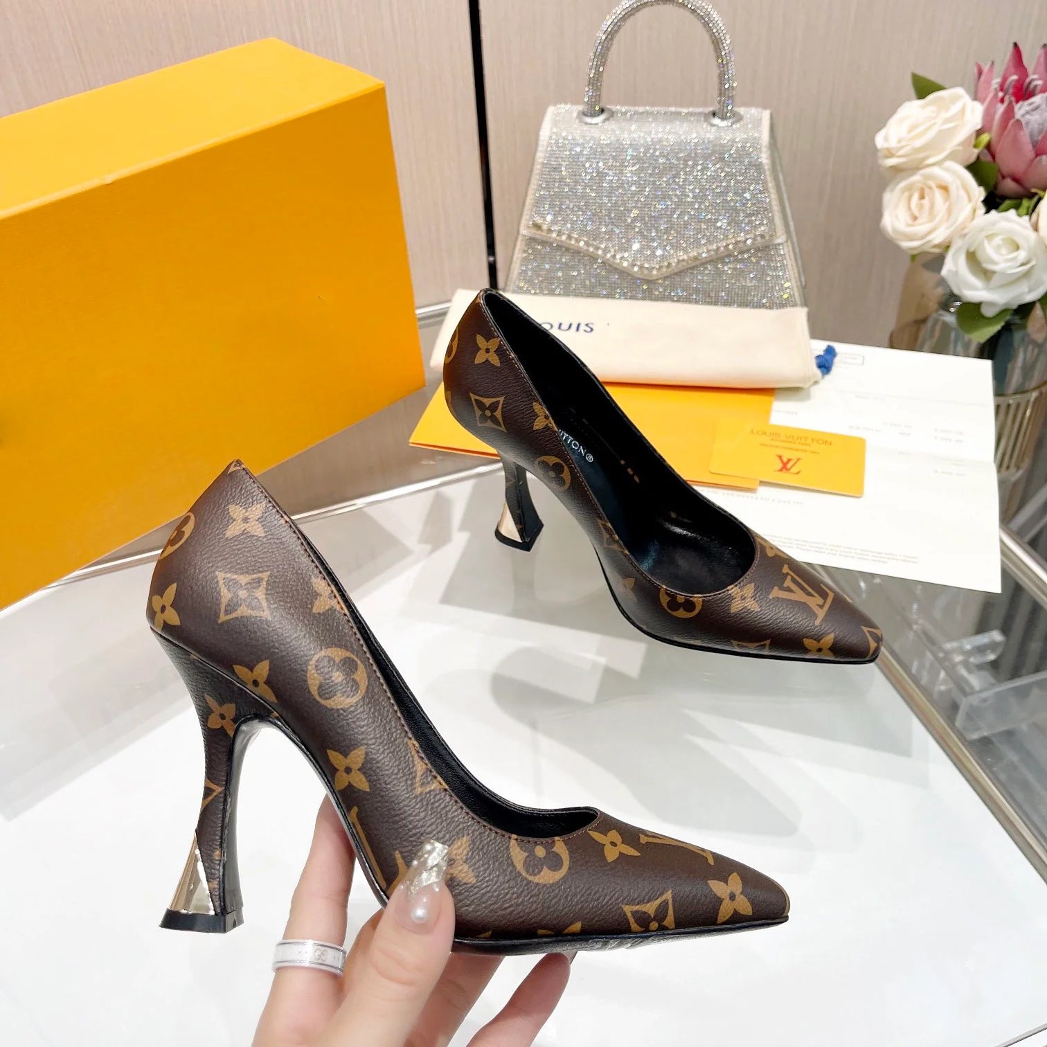 New Fashion Classic Floral V Logo Women's Shoea-XC05202411902