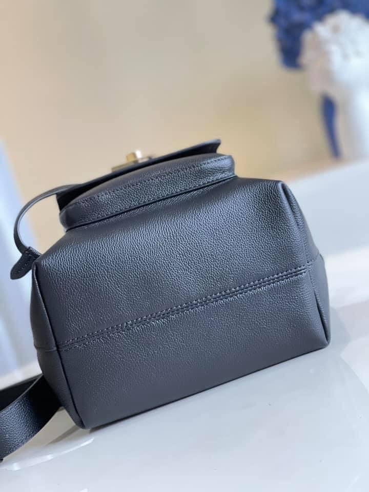 New large capacity backpack