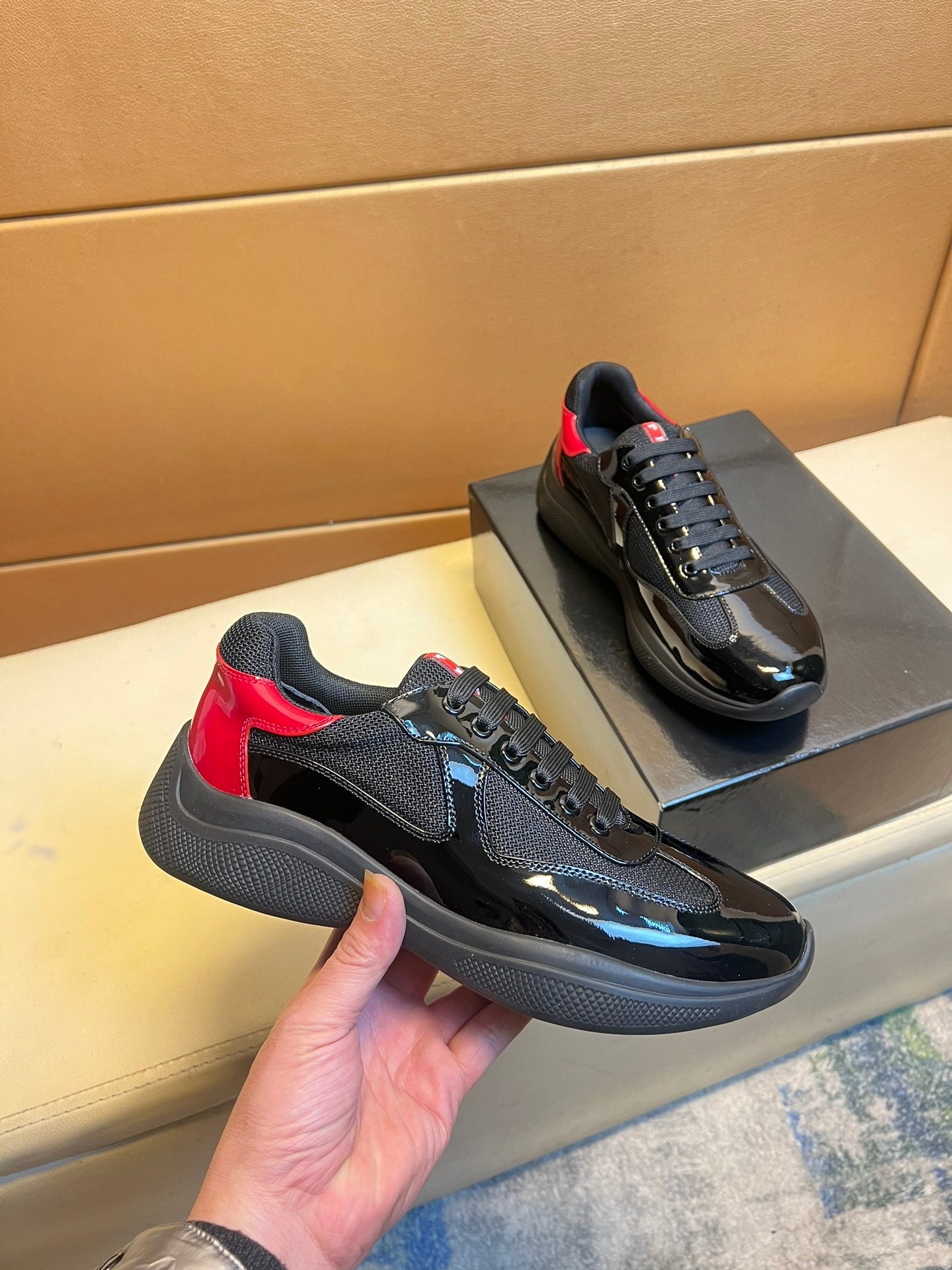 P classic patent leather sneakers 0724112004