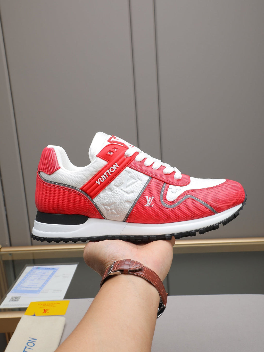 L Stylish new printed sneakers 0725111802