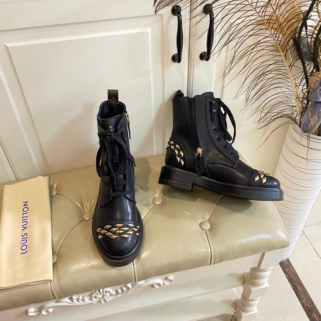 V cowhide/classic flower boots 0724090502