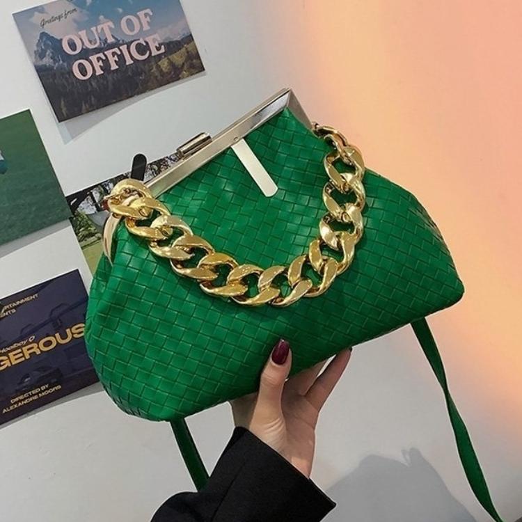 Fashion Woven All-match Shoulder Bag 1024071805