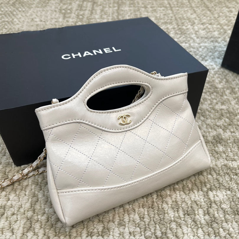 31 Bag 1824081301