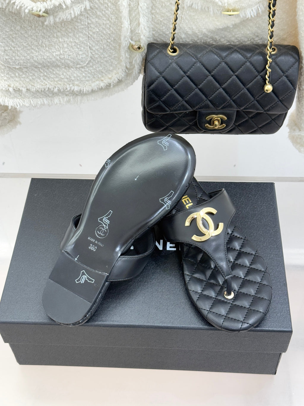 26SS New Women's Diamond Pattern Flip-Flops 0726031003