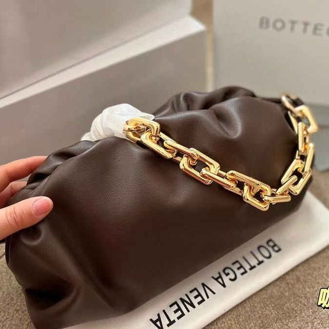 Fashion new cloud bag PD06230822301