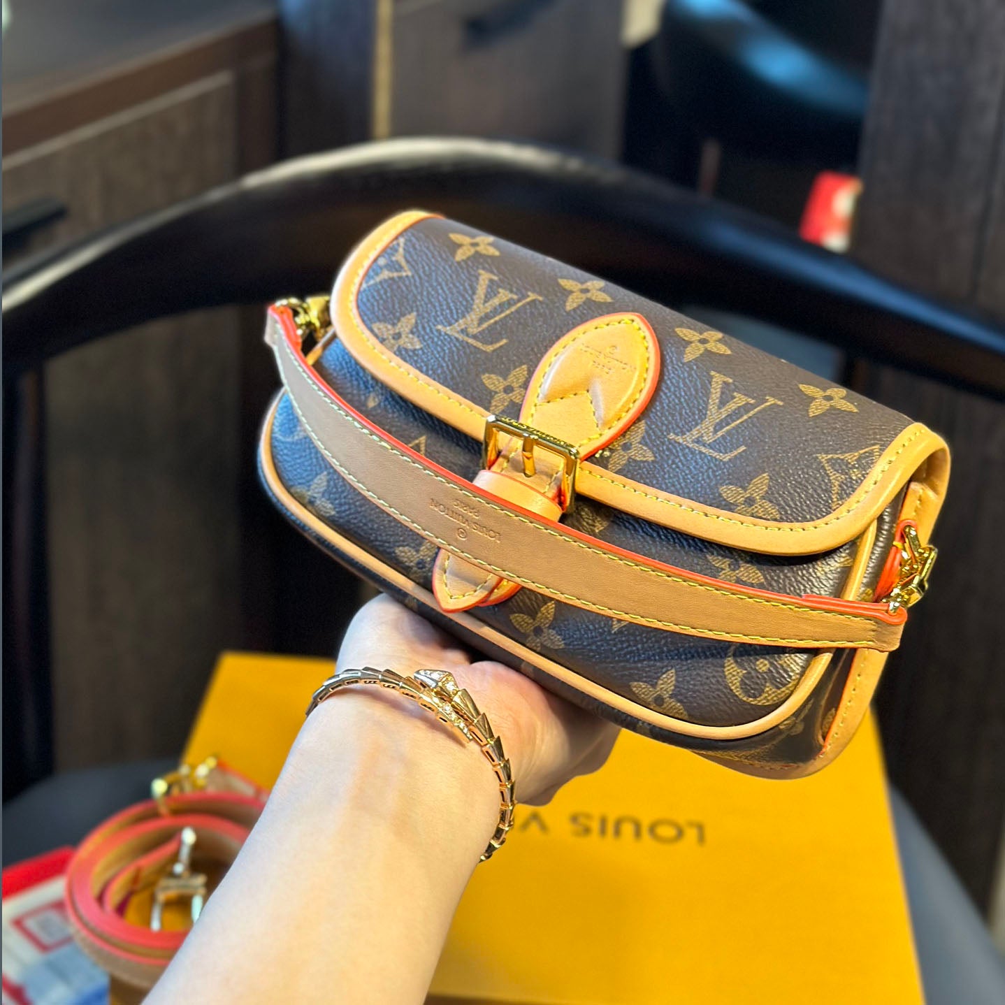 L 24ss Limited Flap Bag XC24092416