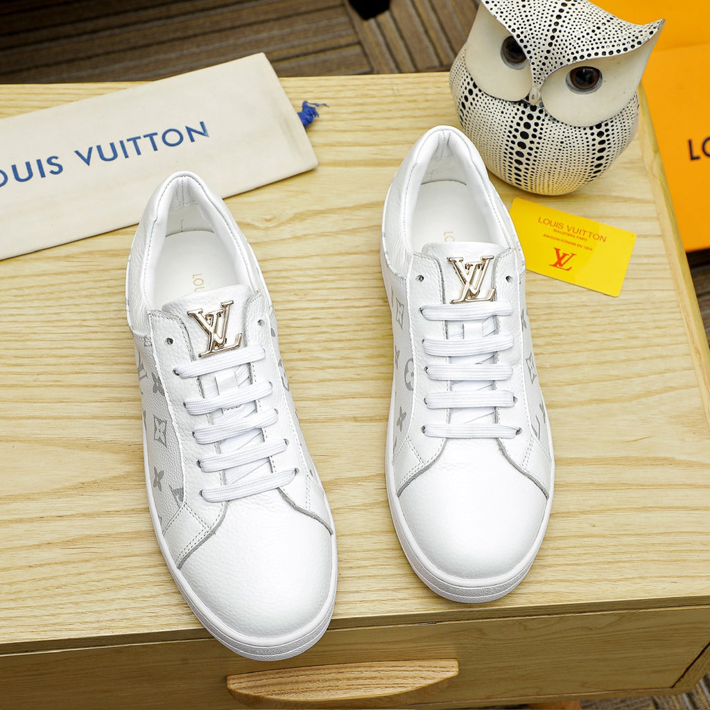 L classic monogram leather flat sneakers 0724122410