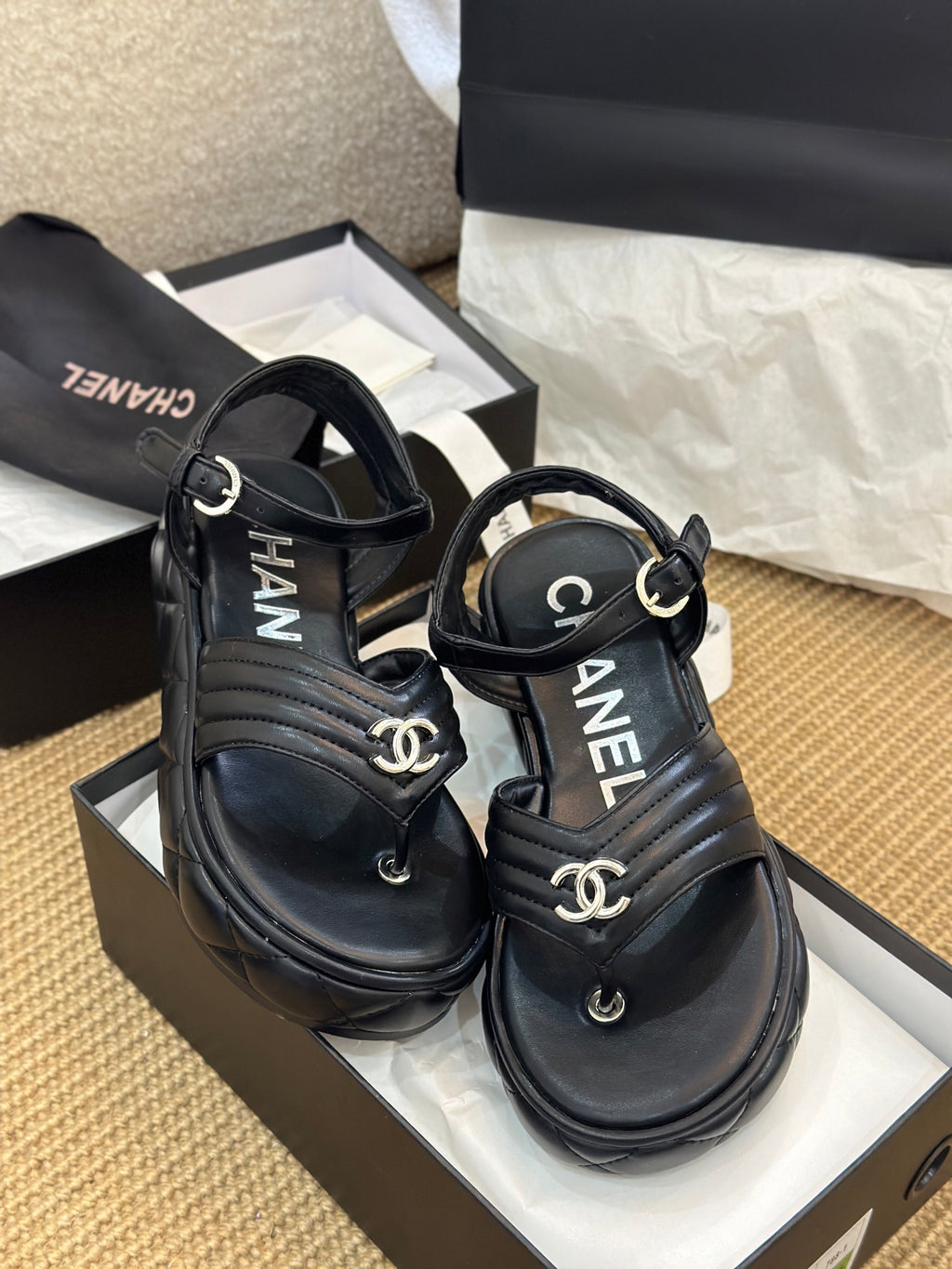 fashion diamond thick-soled sandals 0725050802