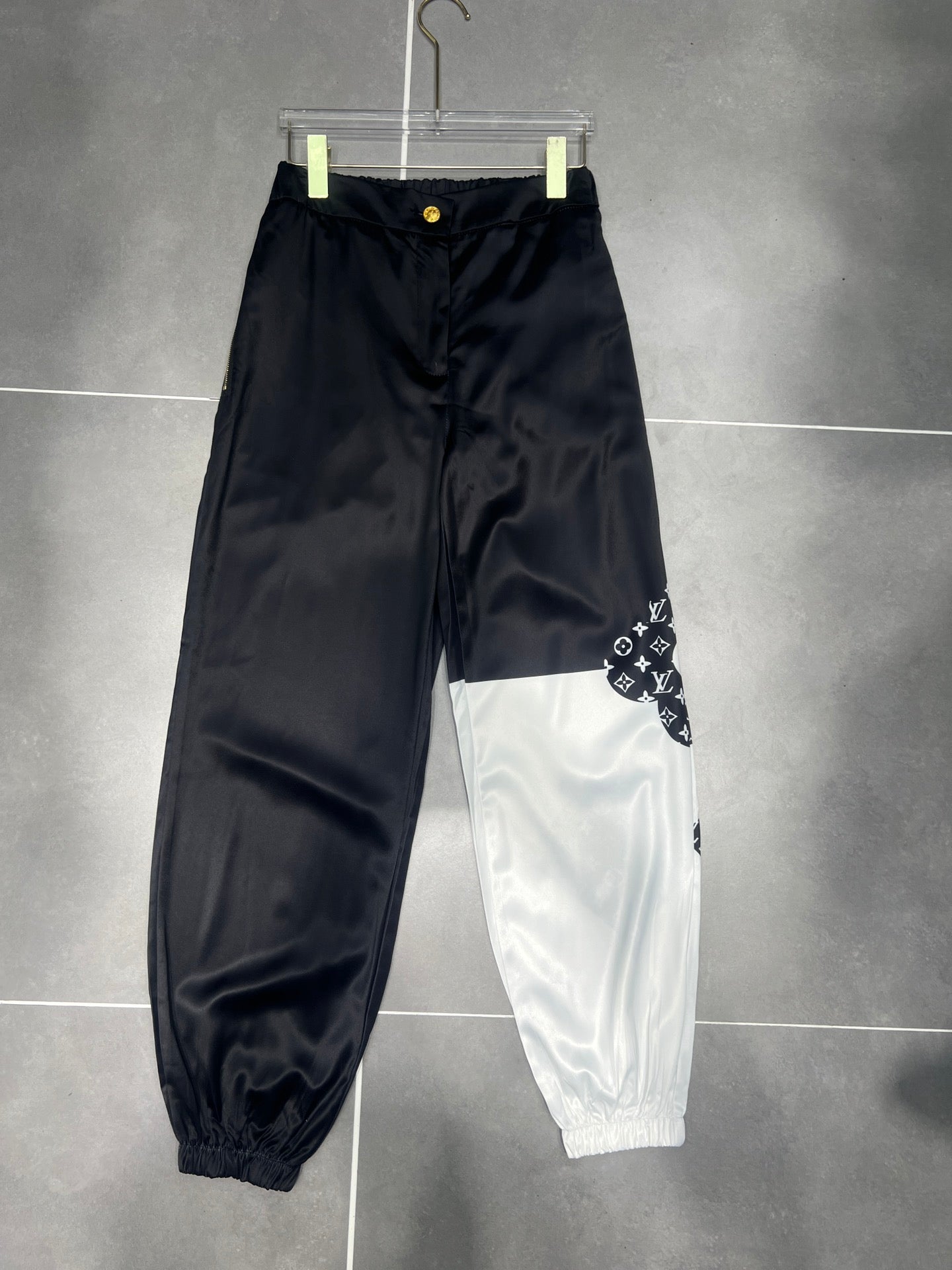 ladies suit 475557