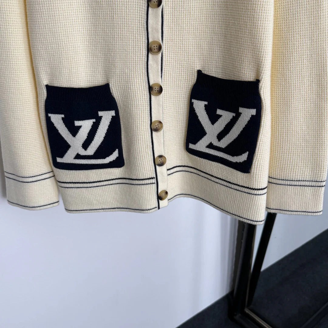 New Color-Blocked Pocket V-Neck Long-Sleeve Knit Sweater 1025092323