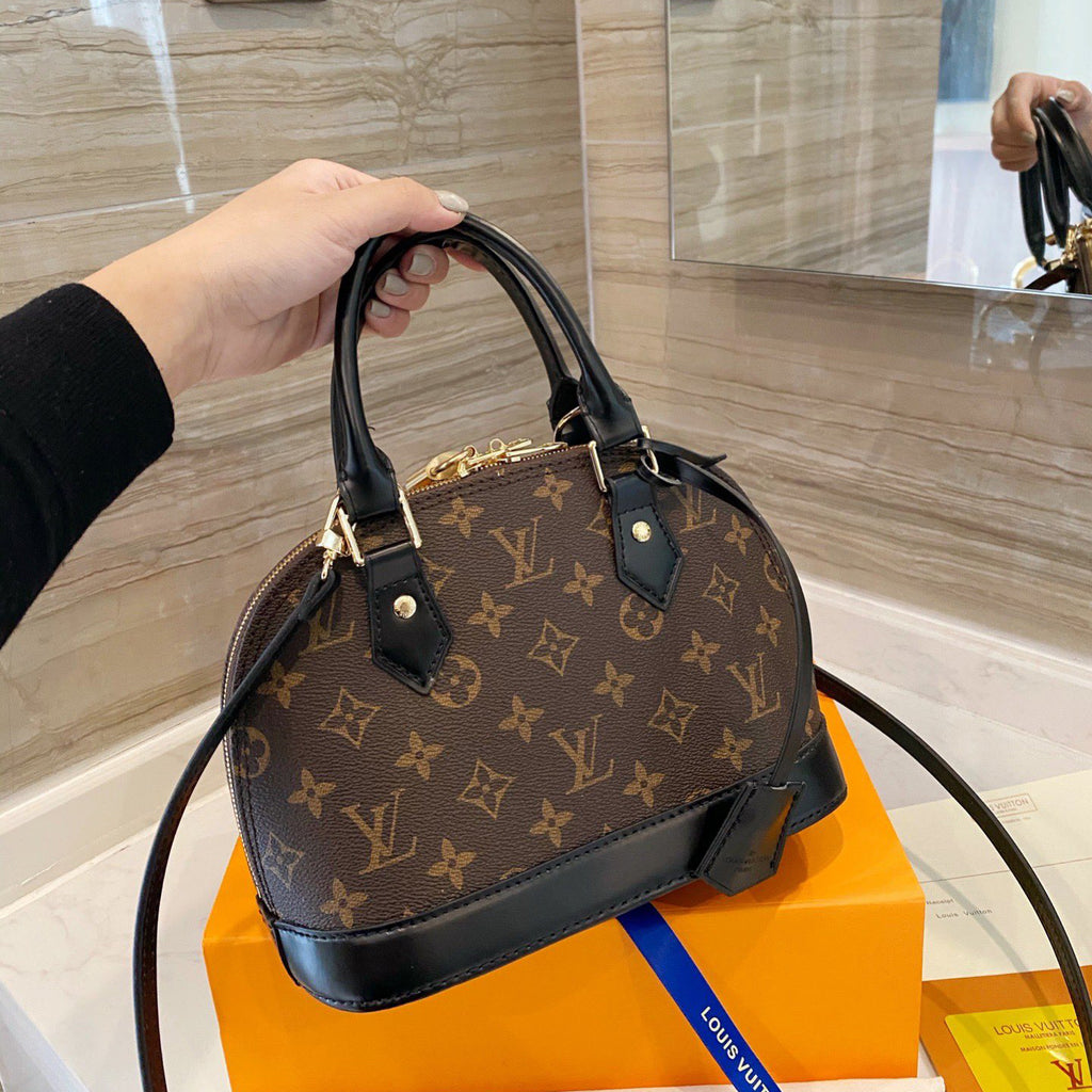 V Classic Presbyopia Handbag XC07062009