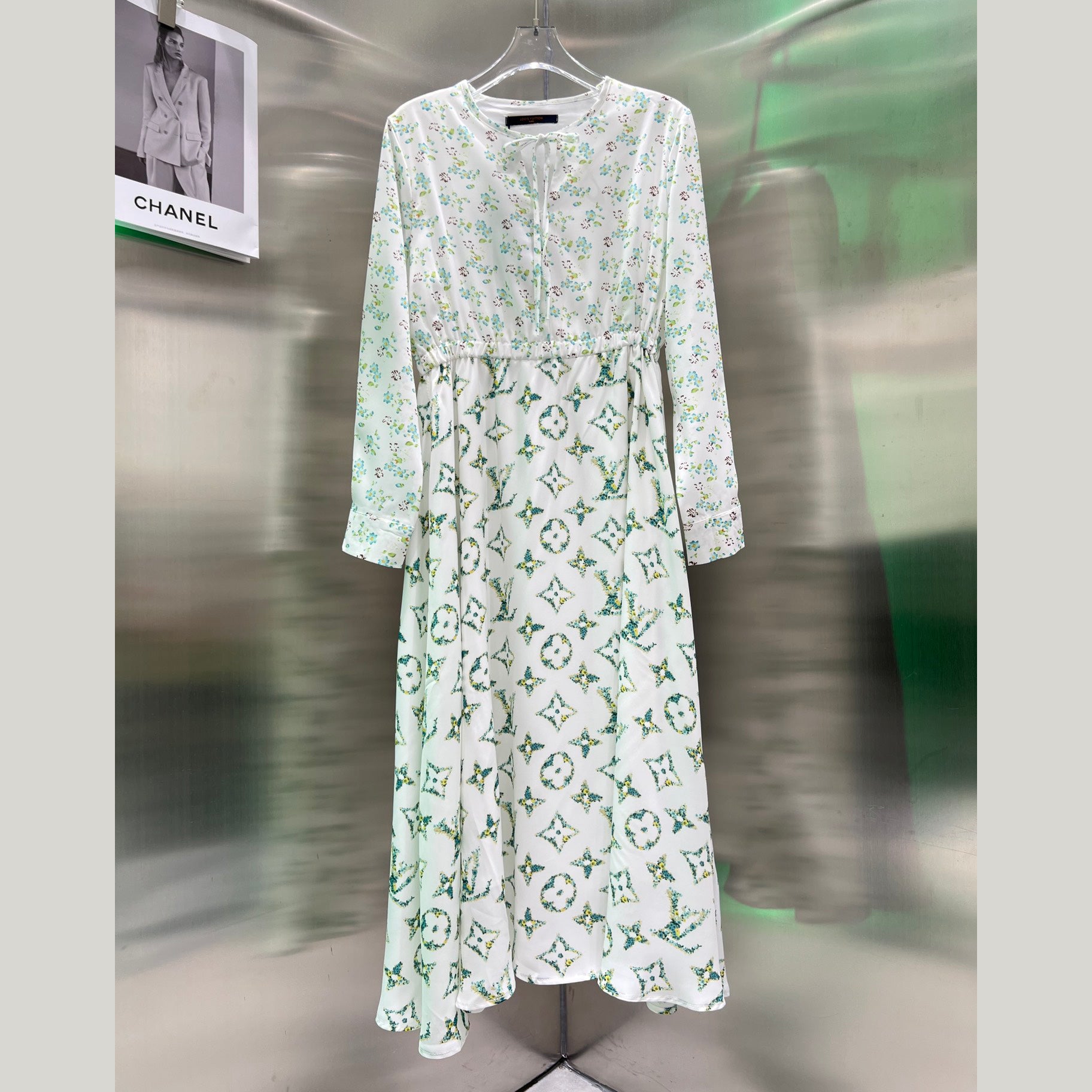 New small floral dress(With waist chain) 1824050608