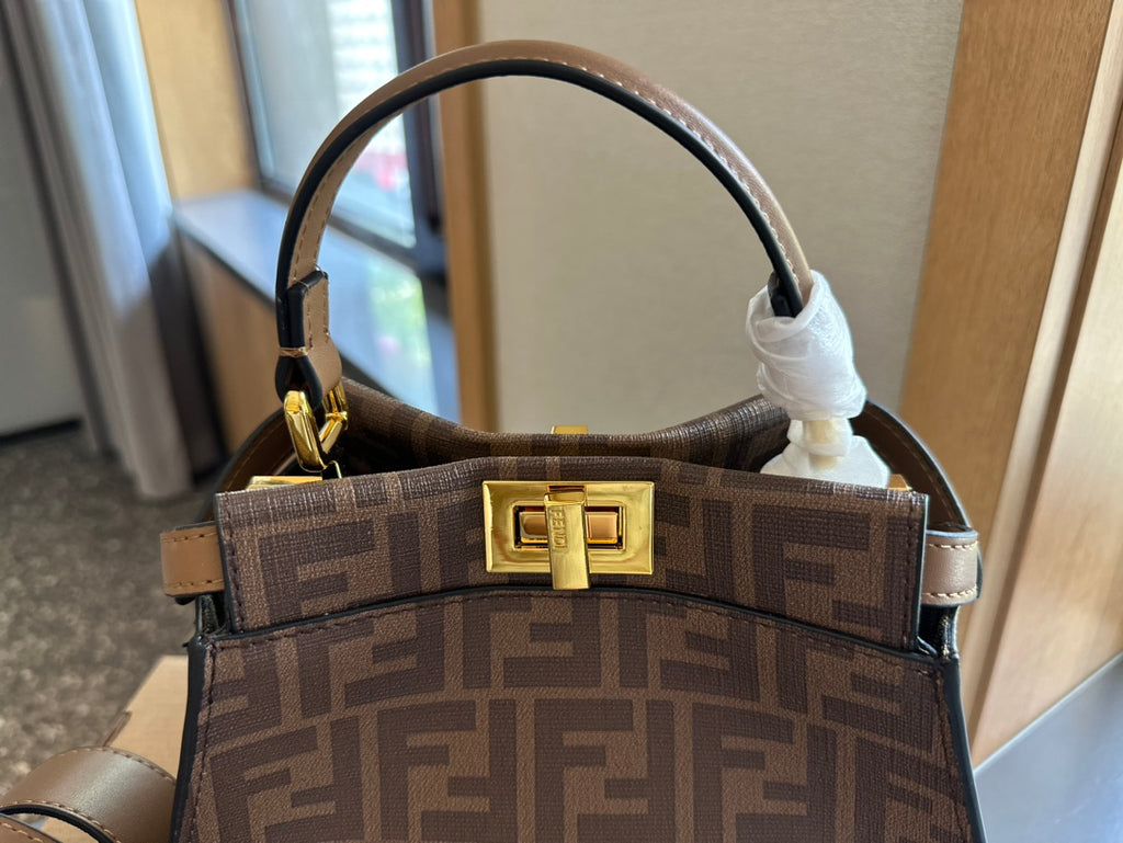 Peekaboo Iconic Mini bag 1824062408