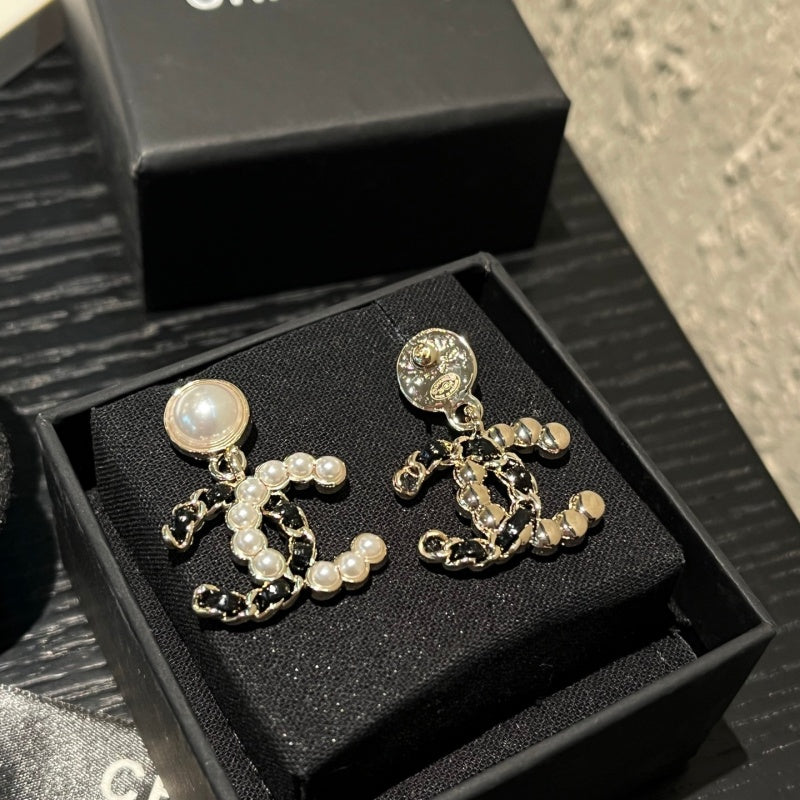 Women's Luxury Pearl Dangle Earrings XZ1326092810