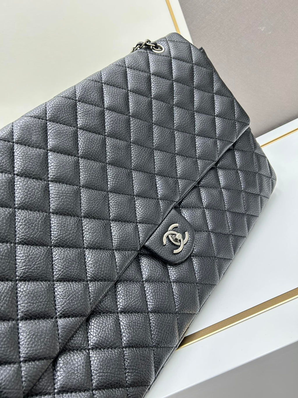 CF oversized airport bag underarm bag 1824062403