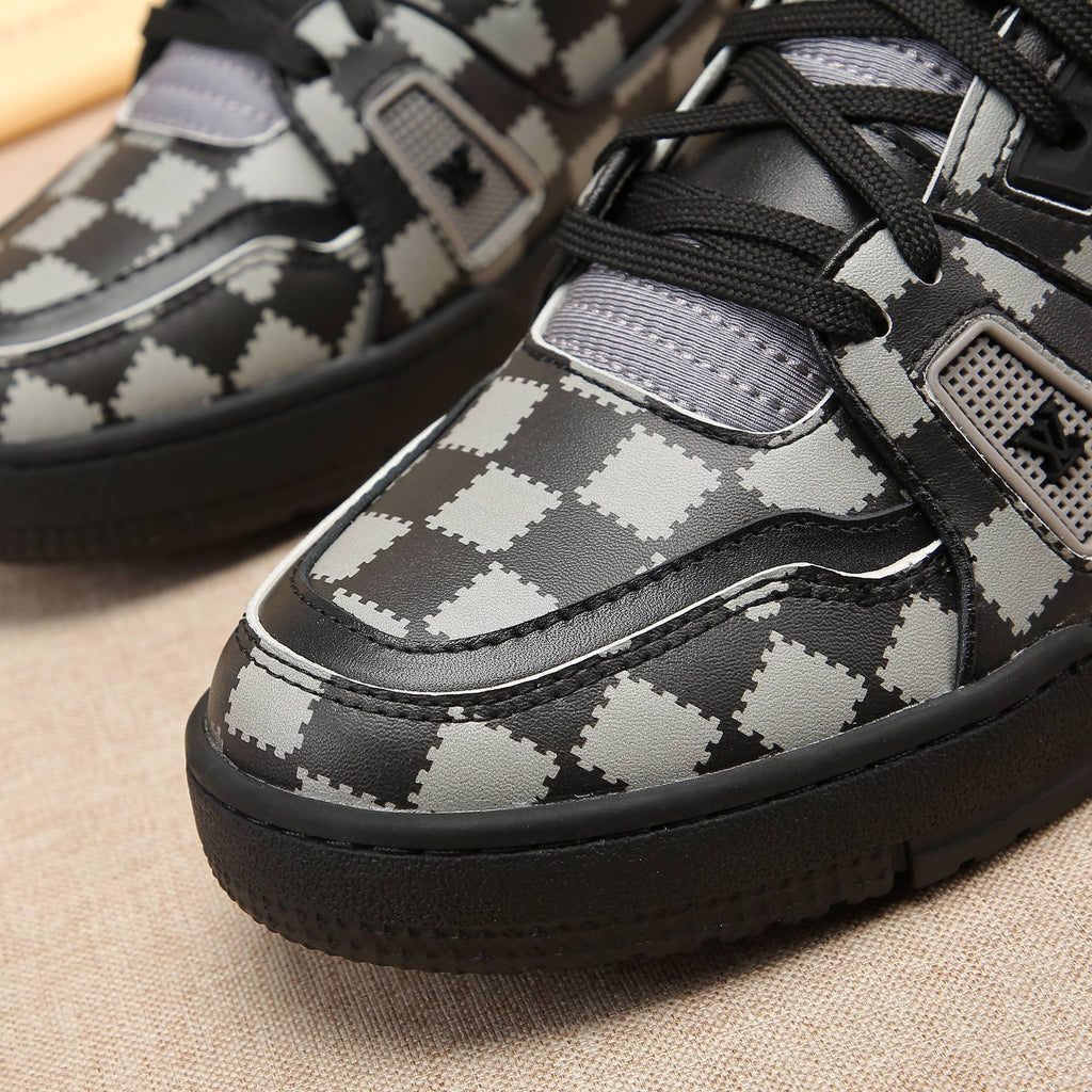 V Fashion Classic Textured Sneakers 0724031505