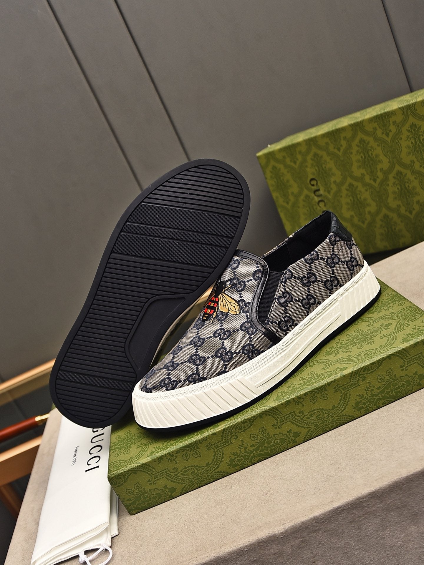 fashion breathable printed slip-on shoes 0725040703