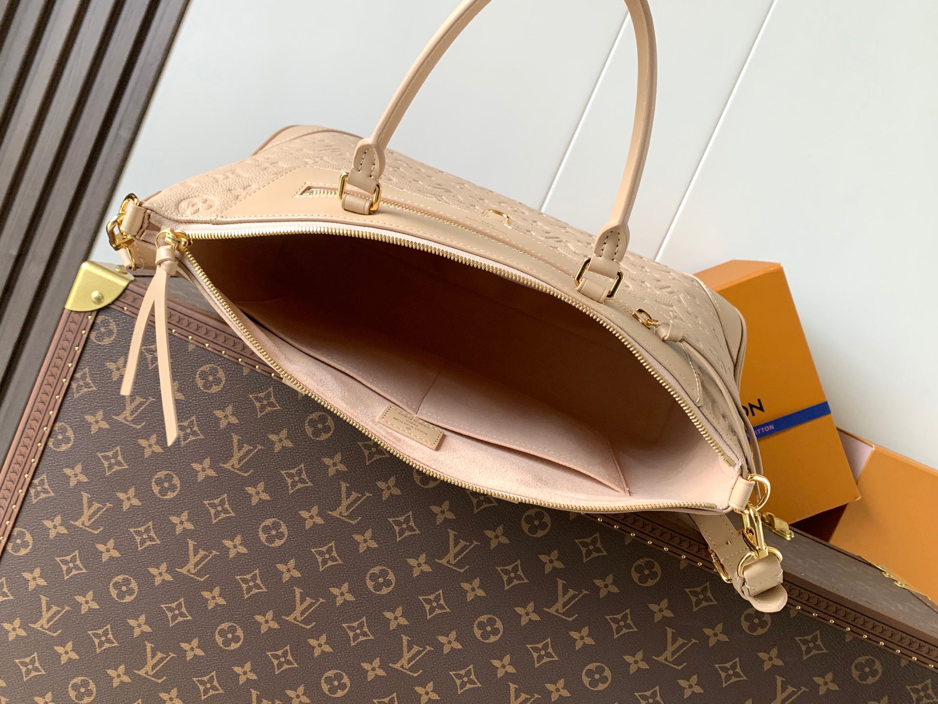 L & V fashion Cowhide leather tote bag M0726052007