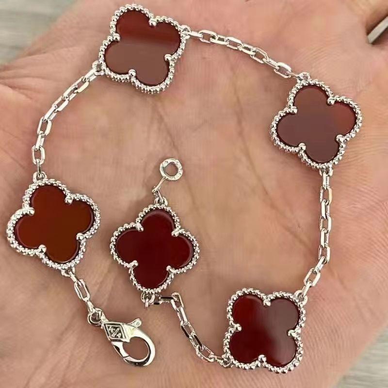 Versatile And Sophisticated Couple Bracelet 1024022615