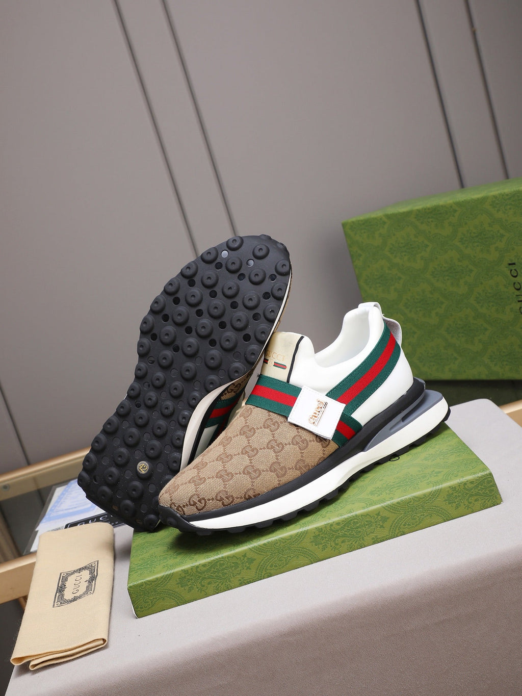 new fashionable printed sports shoes 0724091601