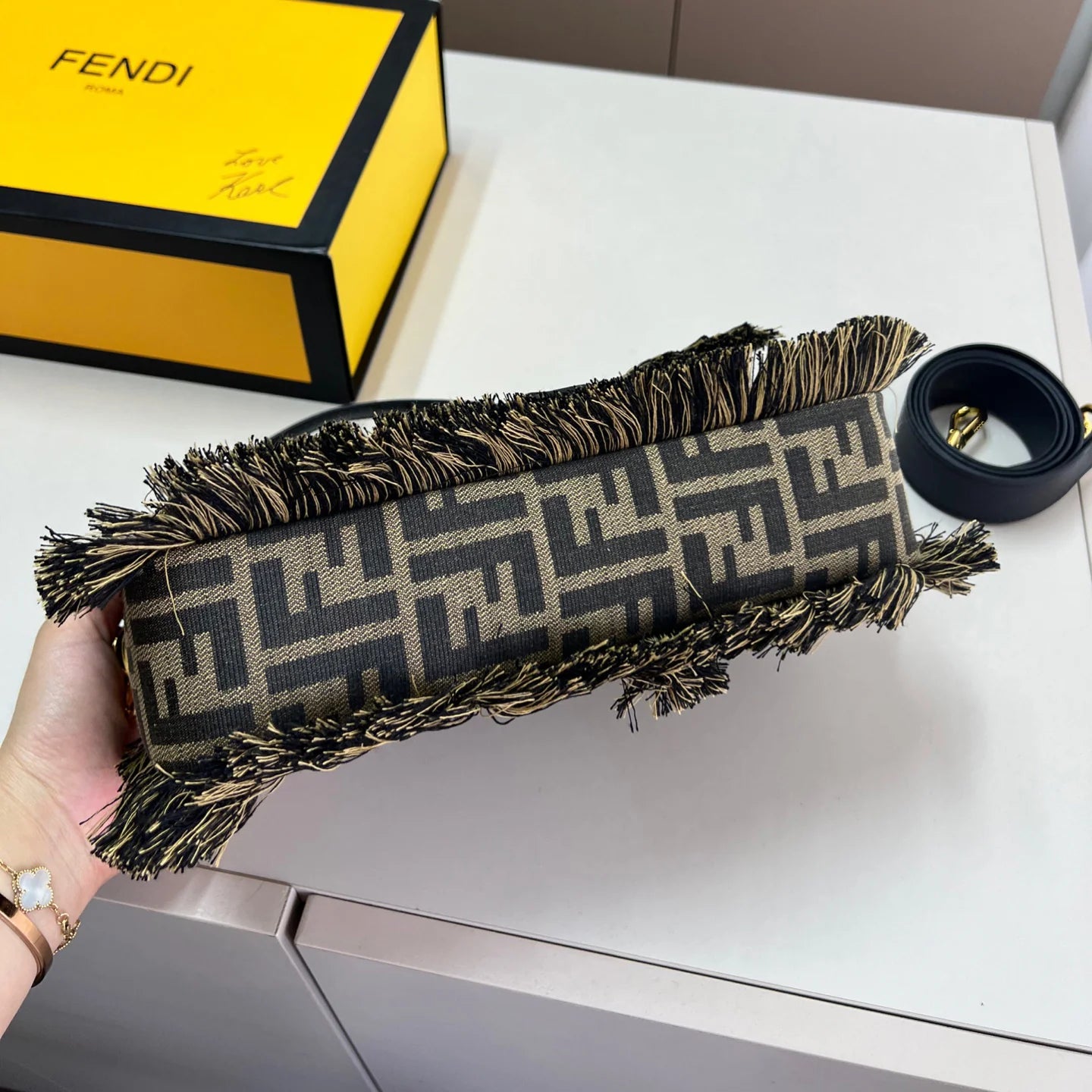 Tassel Baguette 1025070407