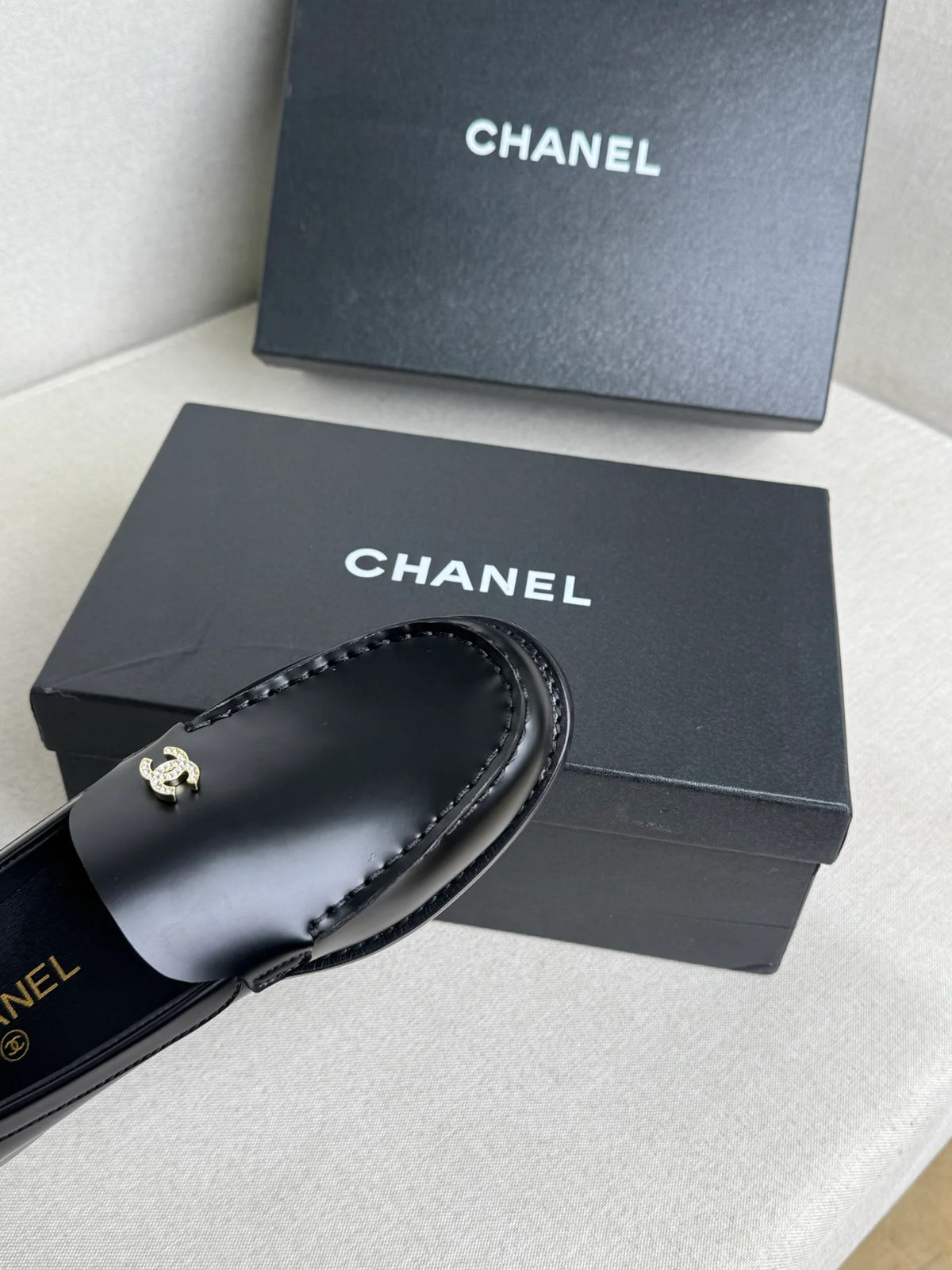 Women's Black Leather CC Logo Slip On Loafers