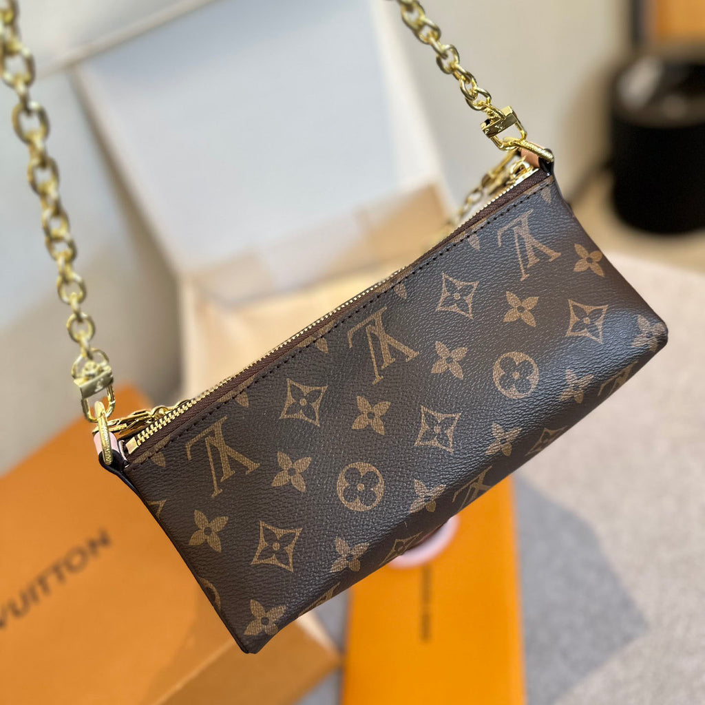 L 24 Valentine's Day Limited Shoulder Bag XC24092317