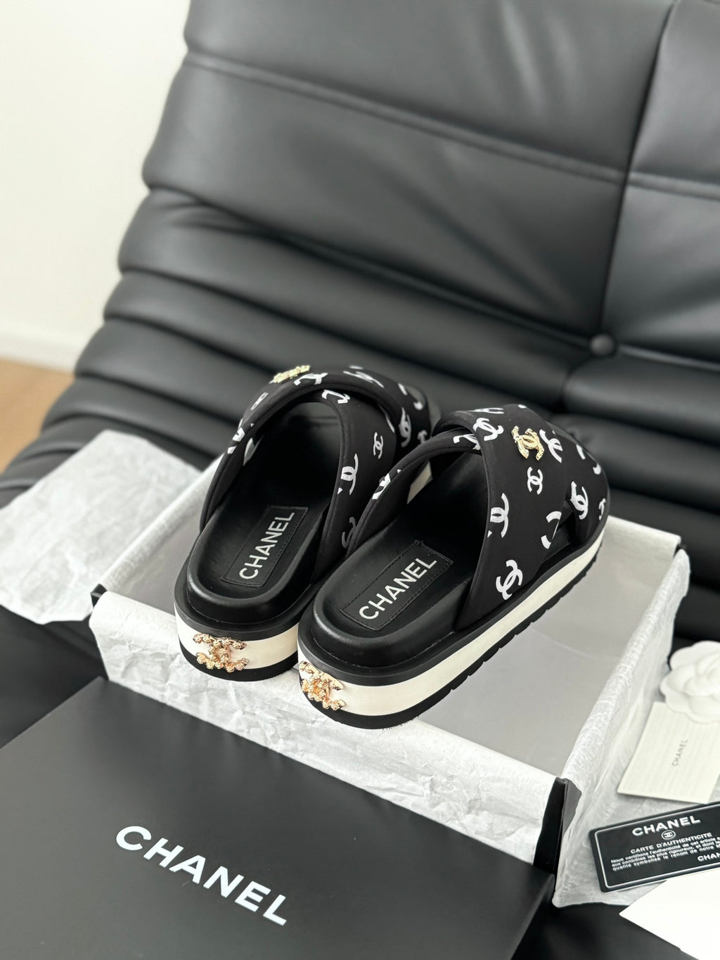 new cross slippers 0724051104