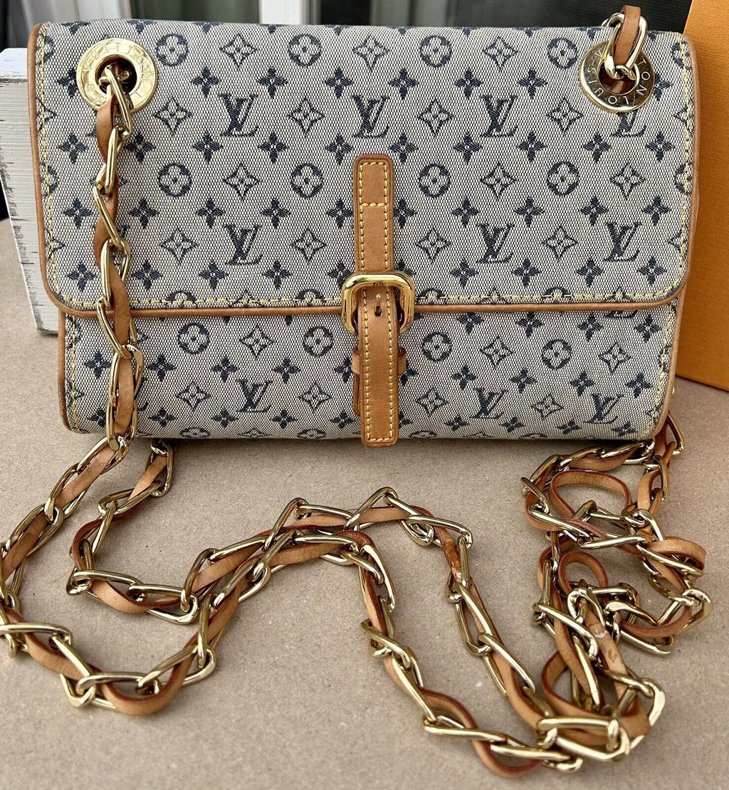 Fashionable and versatile crossbody bag 1023112205